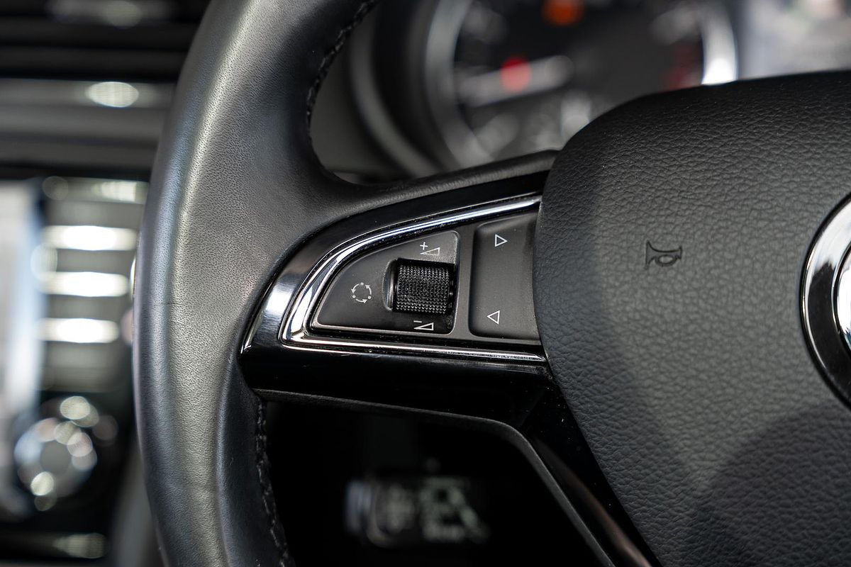 2014 SKODA Octavia Elegance 132TSI NE