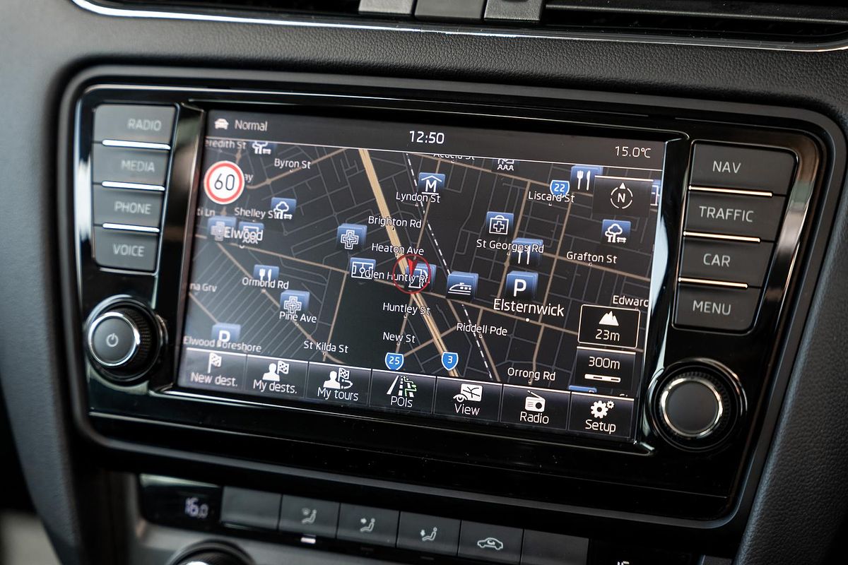 2014 SKODA Octavia Elegance 132TSI NE