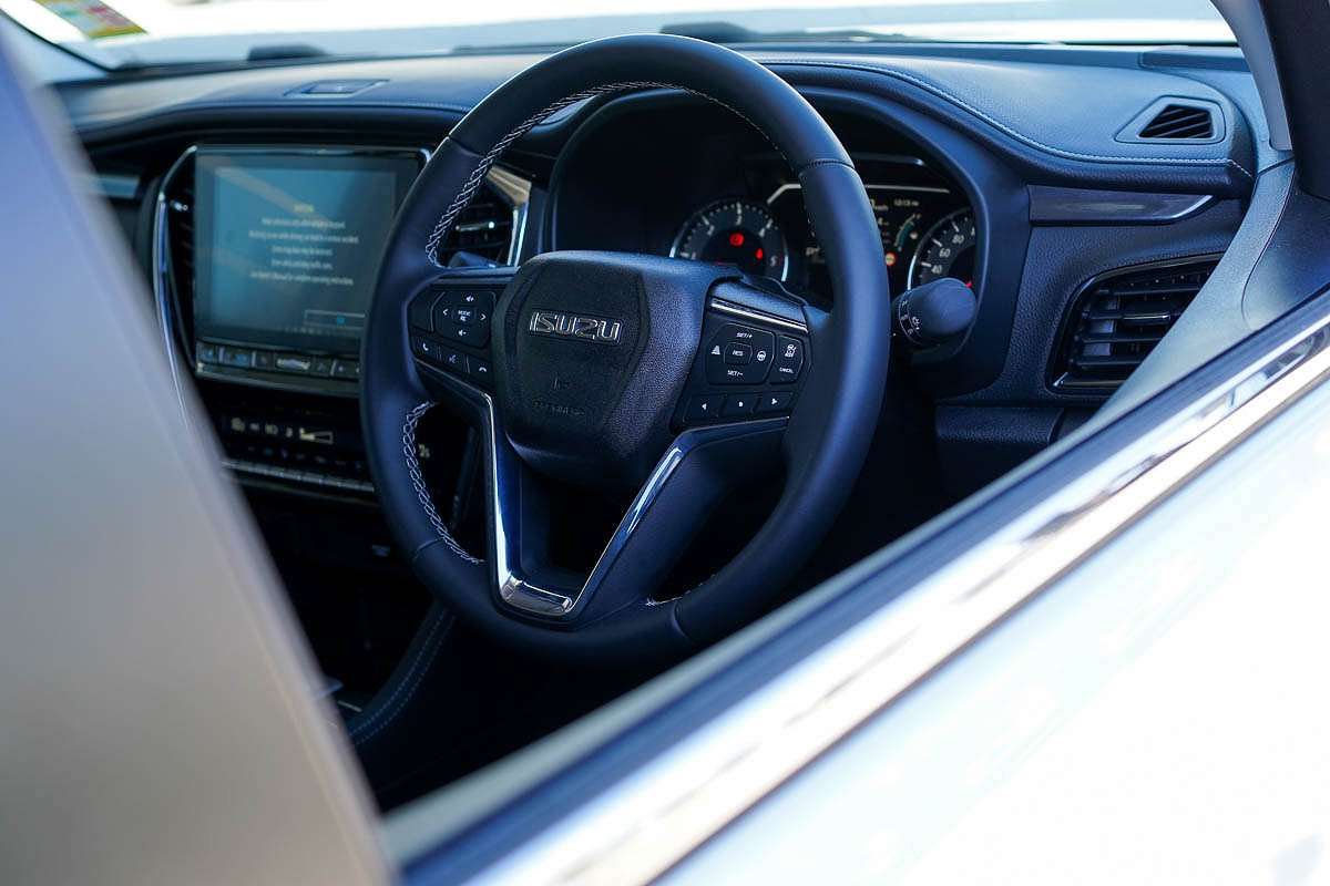 2024 Isuzu MU-X LS-U