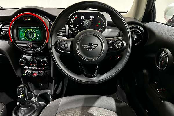 2021 MINI Hatch Cooper Classic F56 LCI