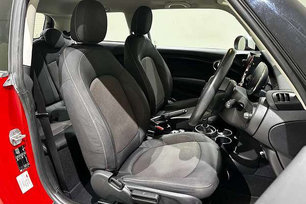 2021 MINI Hatch Cooper Classic F56 LCI