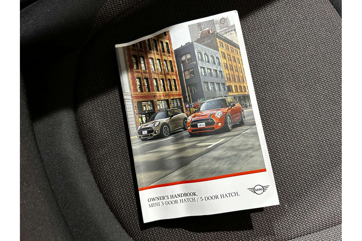 2021 MINI Hatch Cooper Classic F56 LCI