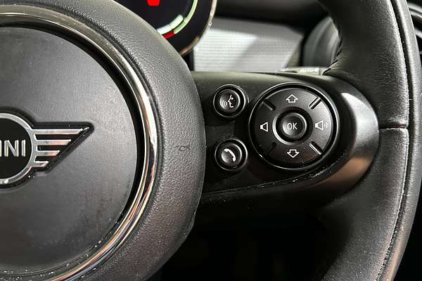 2021 MINI Hatch Cooper Classic F56 LCI