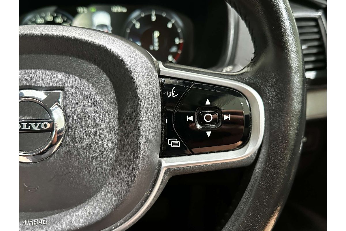 2020 Volvo XC90 D5 Momentum