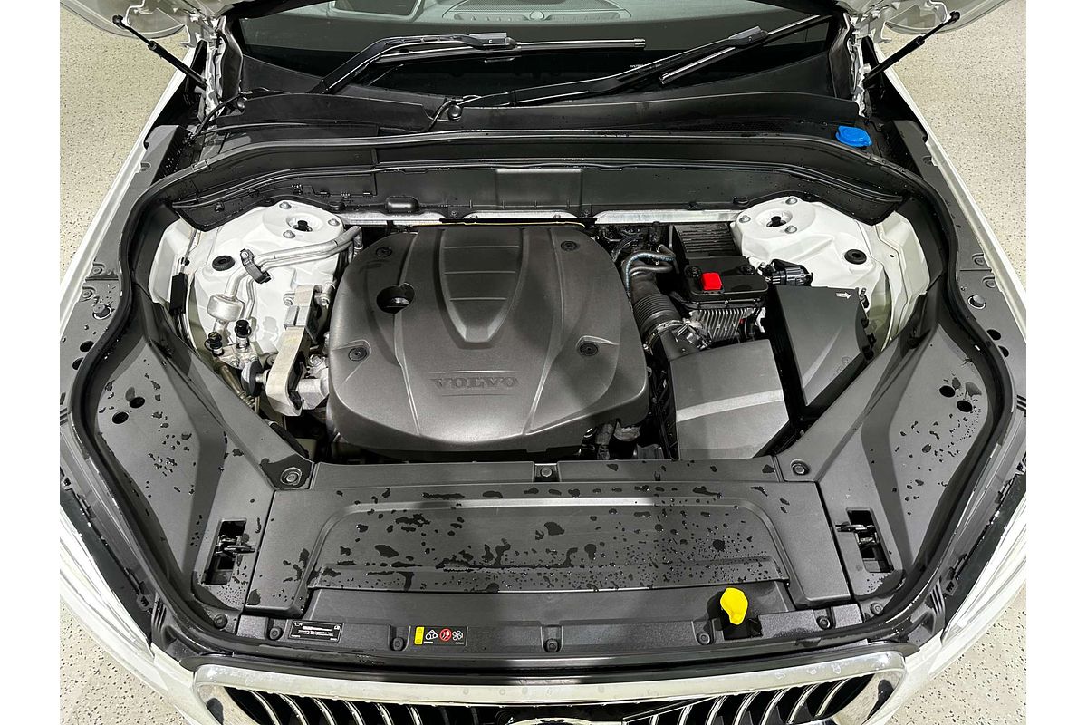 2020 Volvo XC90 D5 Momentum