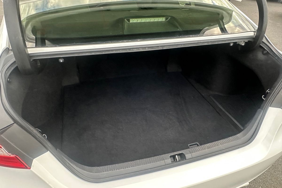 2020 Toyota Camry Ascent Sport