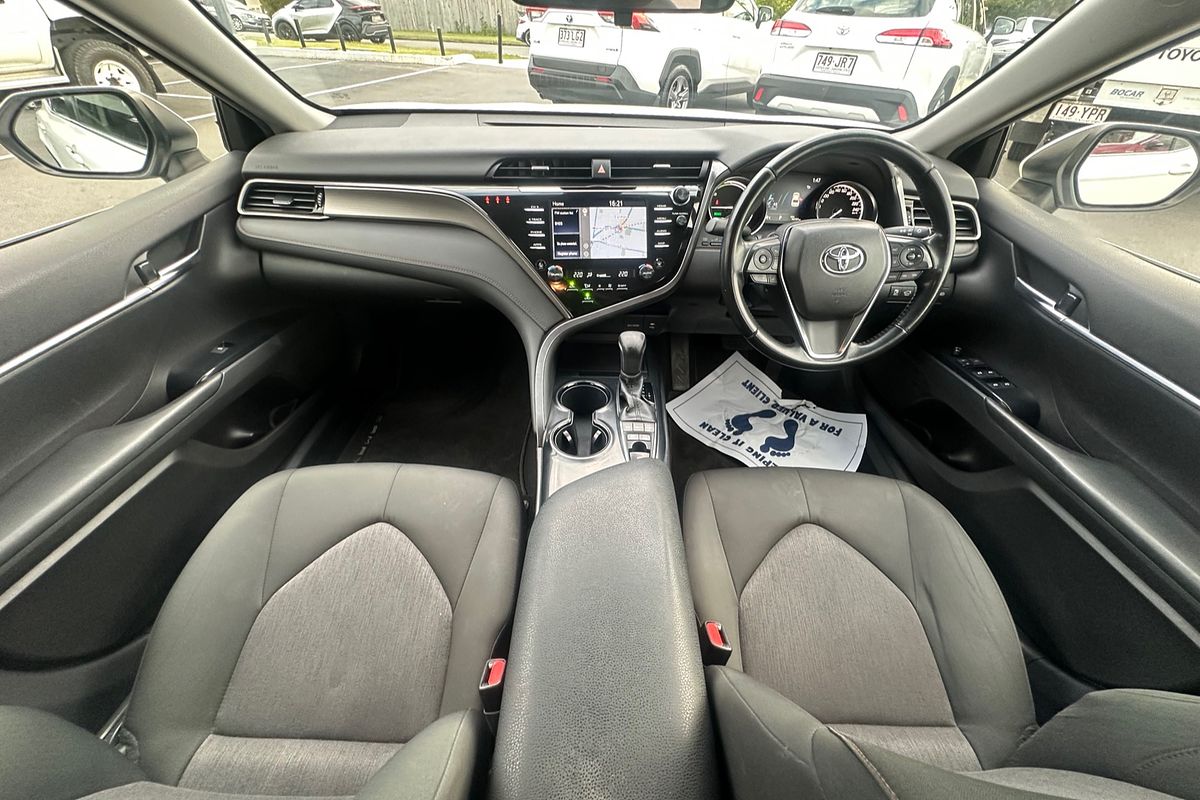 2020 Toyota Camry Ascent Sport