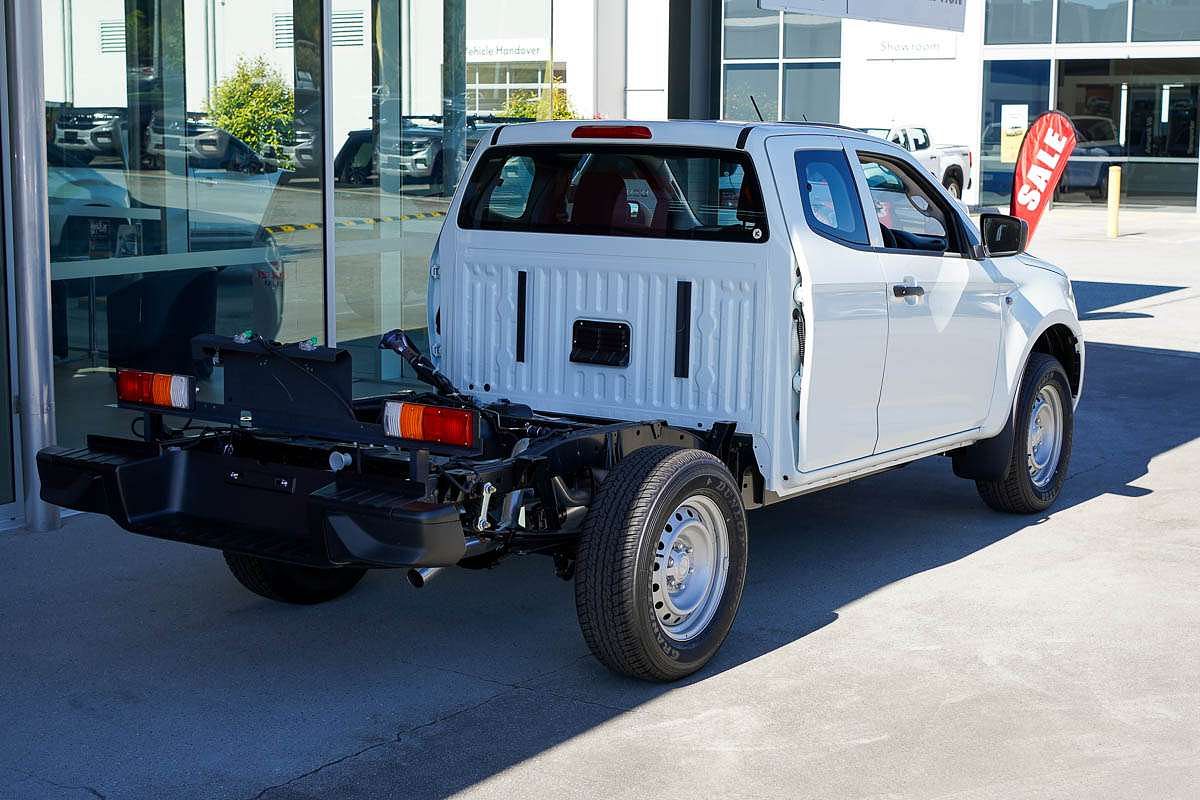 2024 Isuzu D-MAX SX 4X4