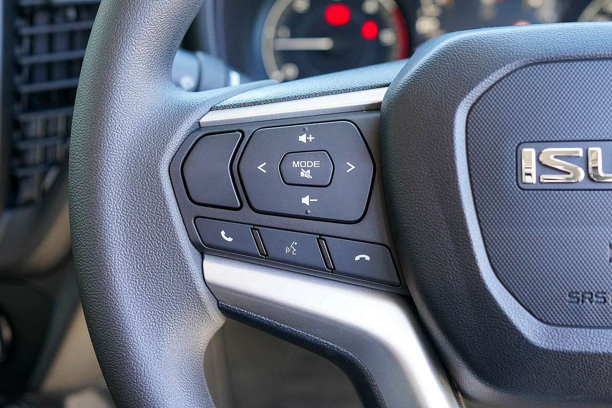 2024 Isuzu D-MAX SX 4X4
