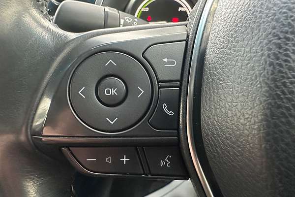 2020 Toyota Camry Ascent Sport