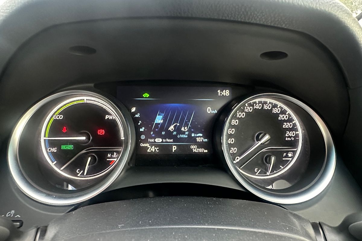 2020 Toyota Camry Ascent Sport
