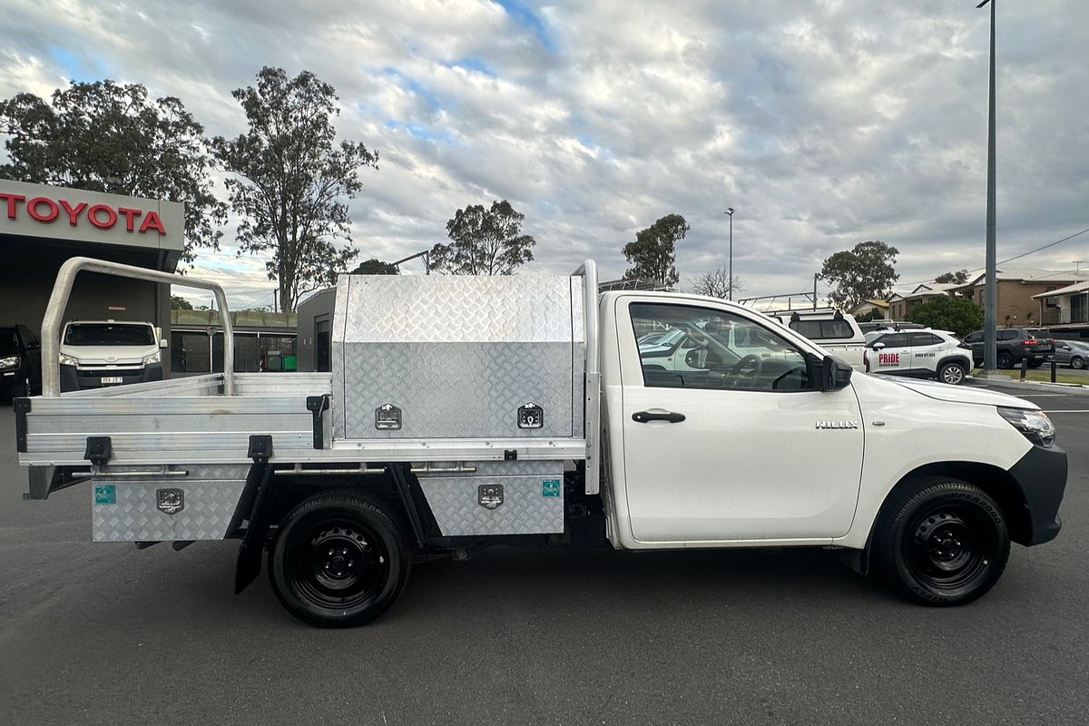2018 Toyota Hilux Workmate TGN121R Rear Wheel Drive