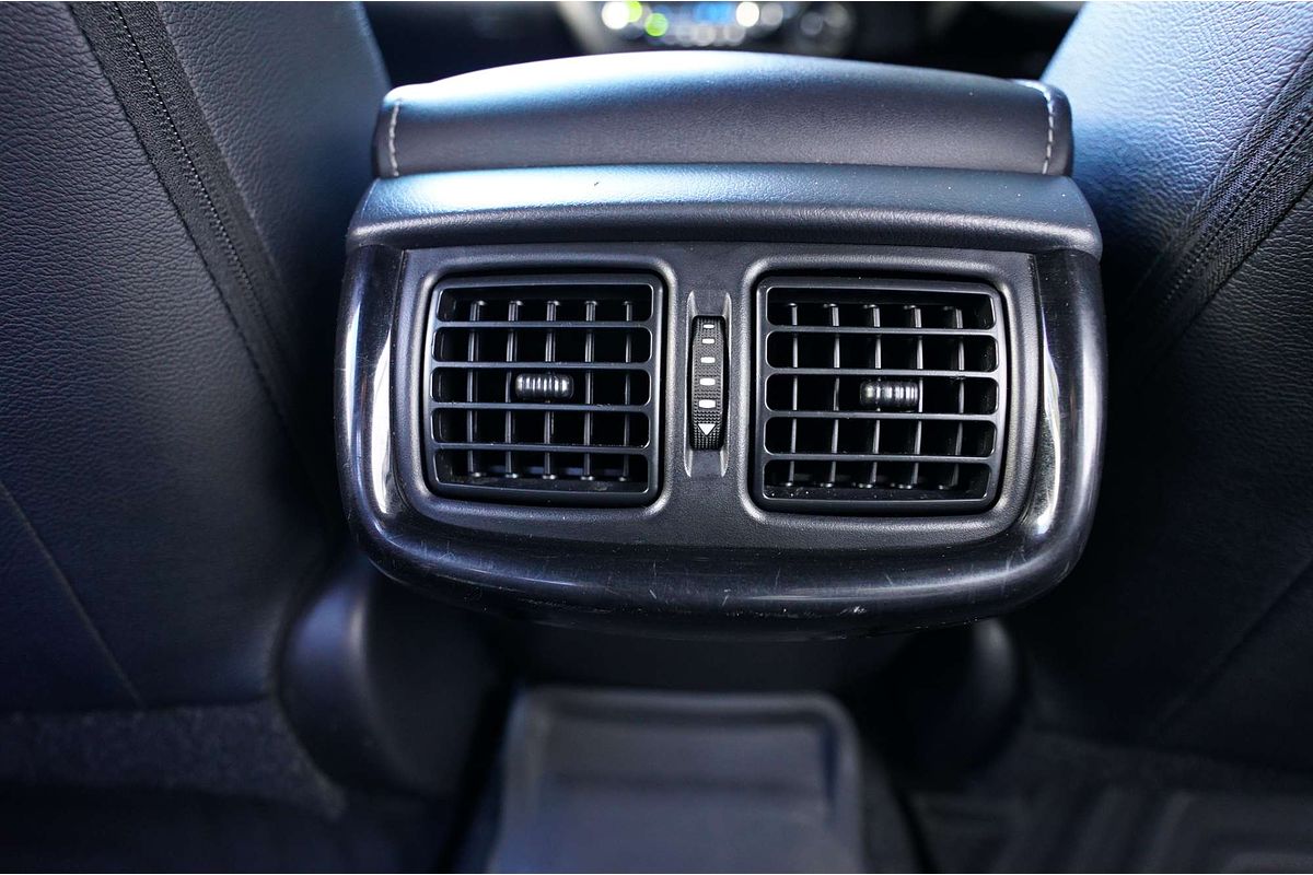 2019 Toyota Hilux Rugged X GUN126R 4X4