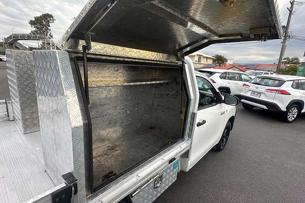 2018 Toyota Hilux Workmate TGN121R Rear Wheel Drive