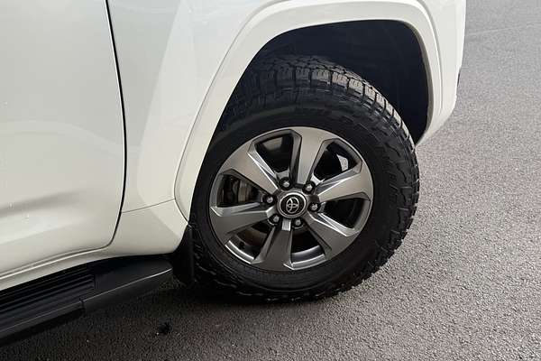 2022 Toyota Landcruiser VX FJA300R