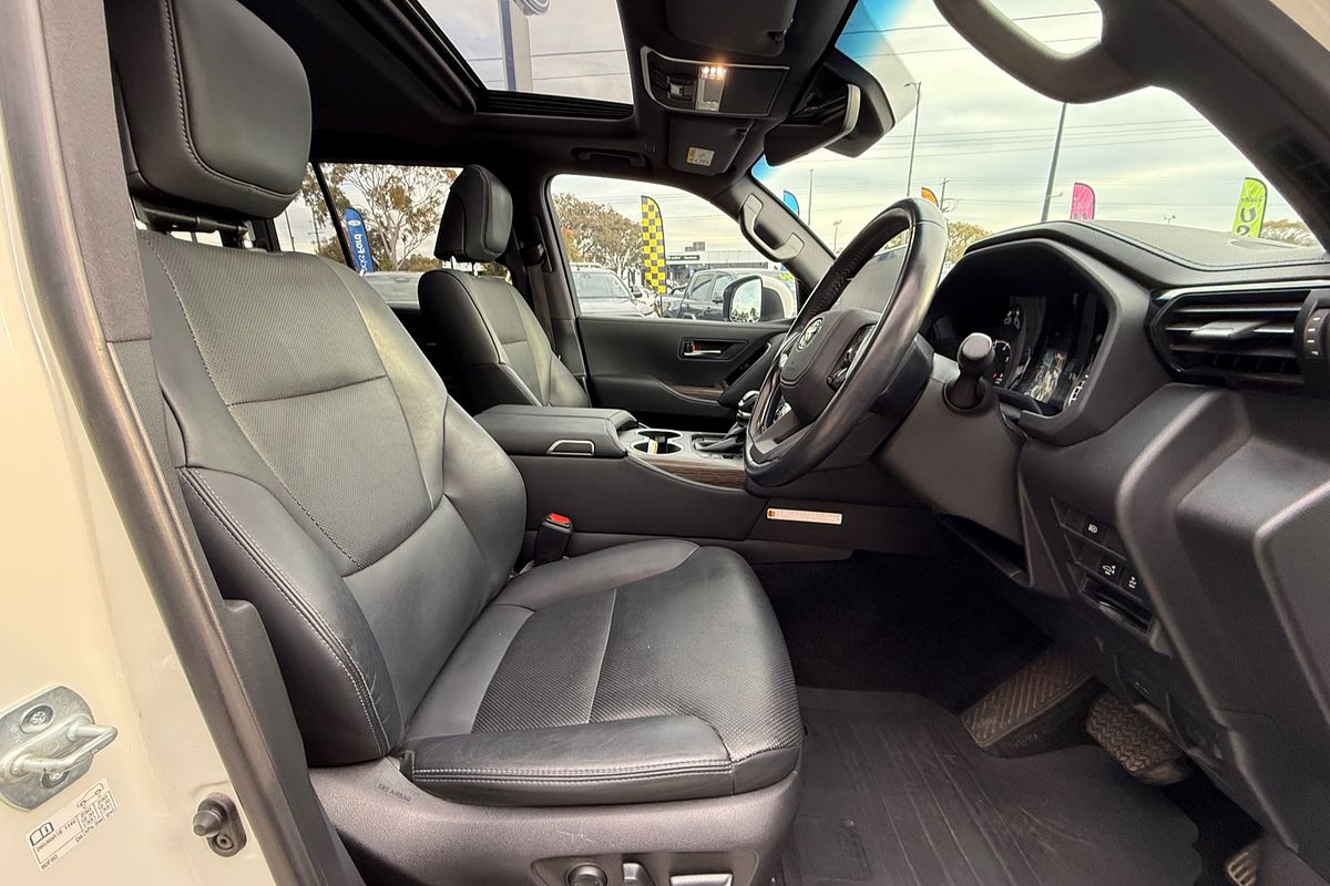 2022 Toyota Landcruiser VX FJA300R