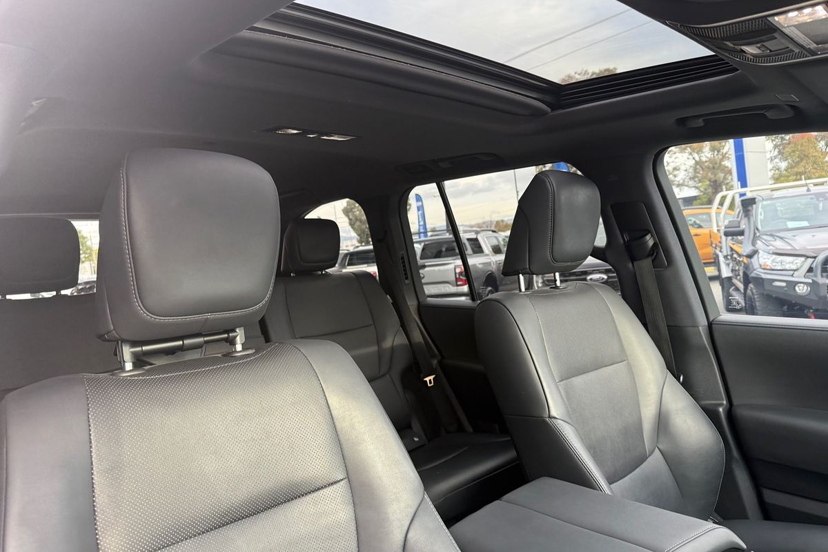 2022 Toyota Landcruiser VX FJA300R