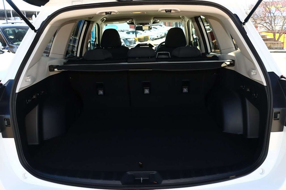 2025 Subaru Forester Hybrid L S5