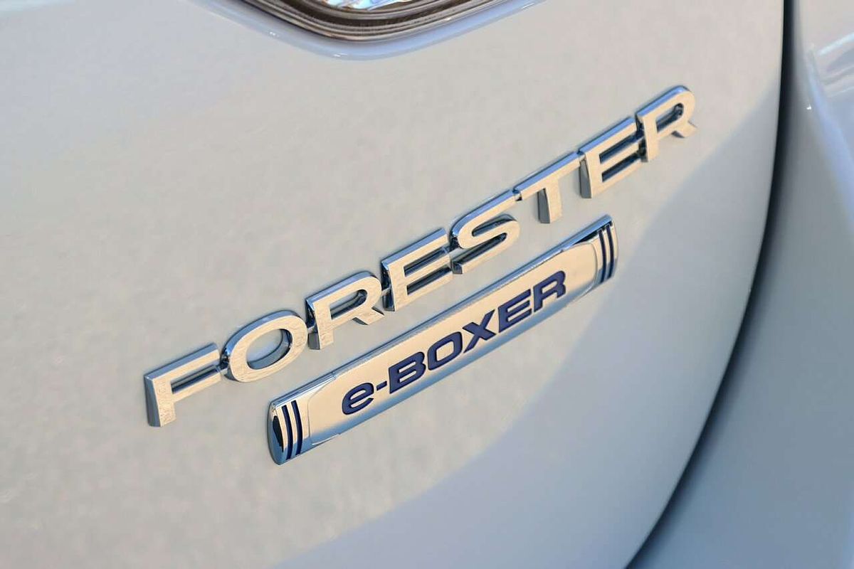 2025 Subaru Forester Hybrid L S5