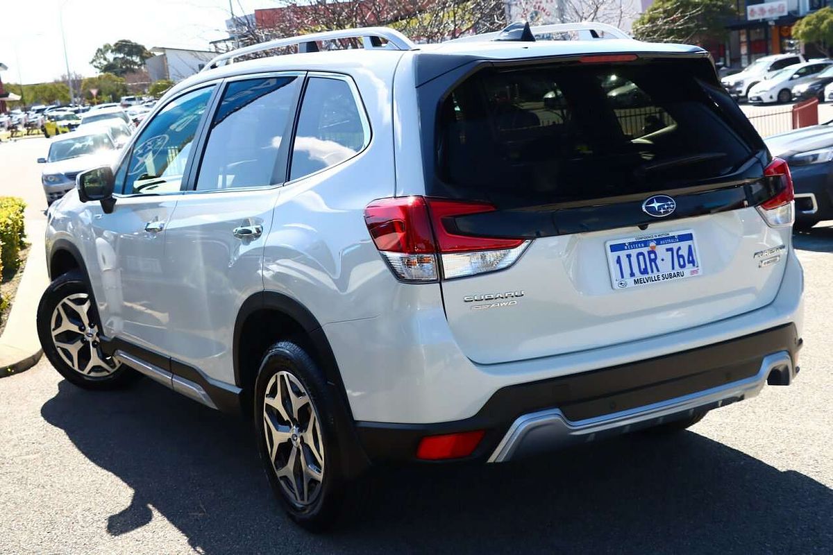 2025 Subaru Forester Hybrid L S5
