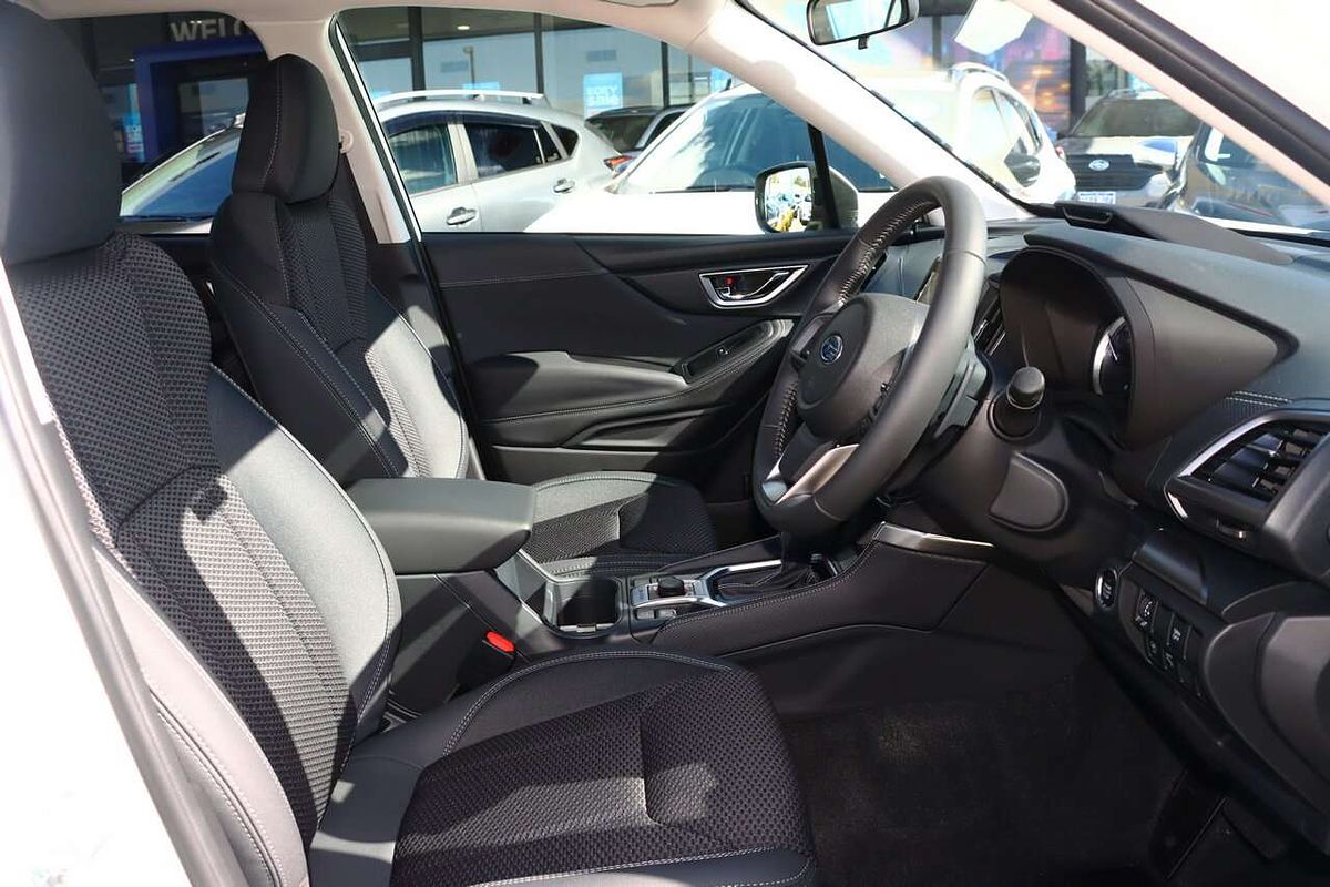 2025 Subaru Forester Hybrid L S5