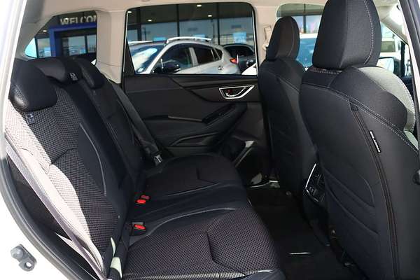 2025 Subaru Forester Hybrid L S5