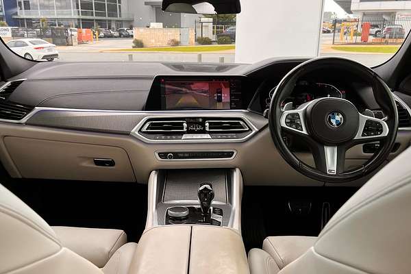 2022 BMW X6 xDrive40i M Sport G06