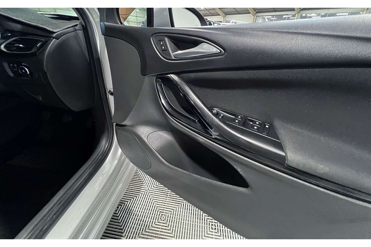 2017 Holden Astra RS BK