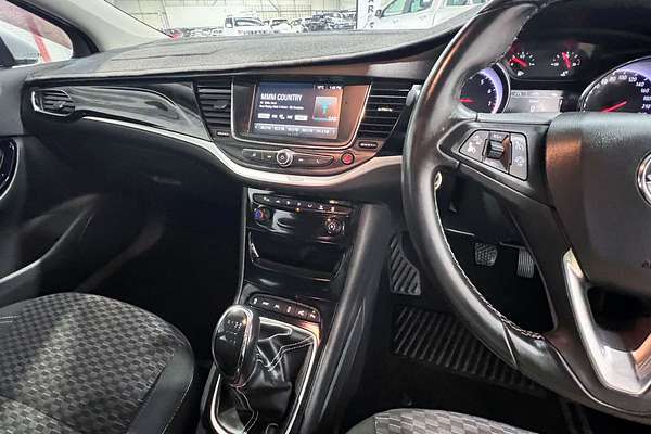 2017 Holden Astra RS BK
