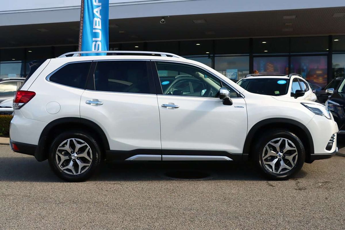 2024 Subaru Forester Hybrid L S5