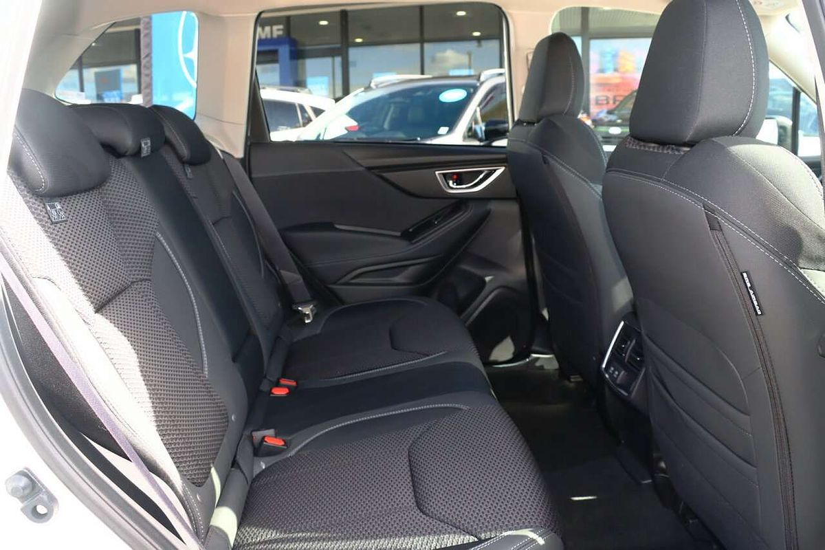 2024 Subaru Forester Hybrid L S5