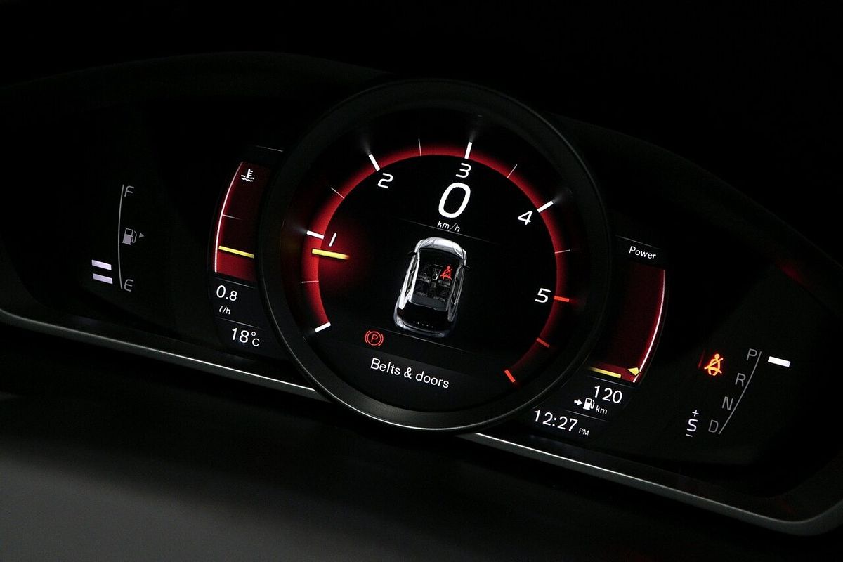 2017 Volvo V40 Cross Country D4 Pro