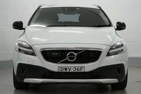 2017 Volvo V40 Cross Country D4 Pro