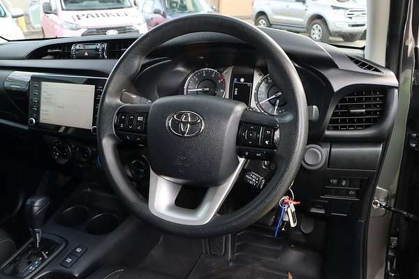 2021 Toyota Hilux SR GUN126R 4X4