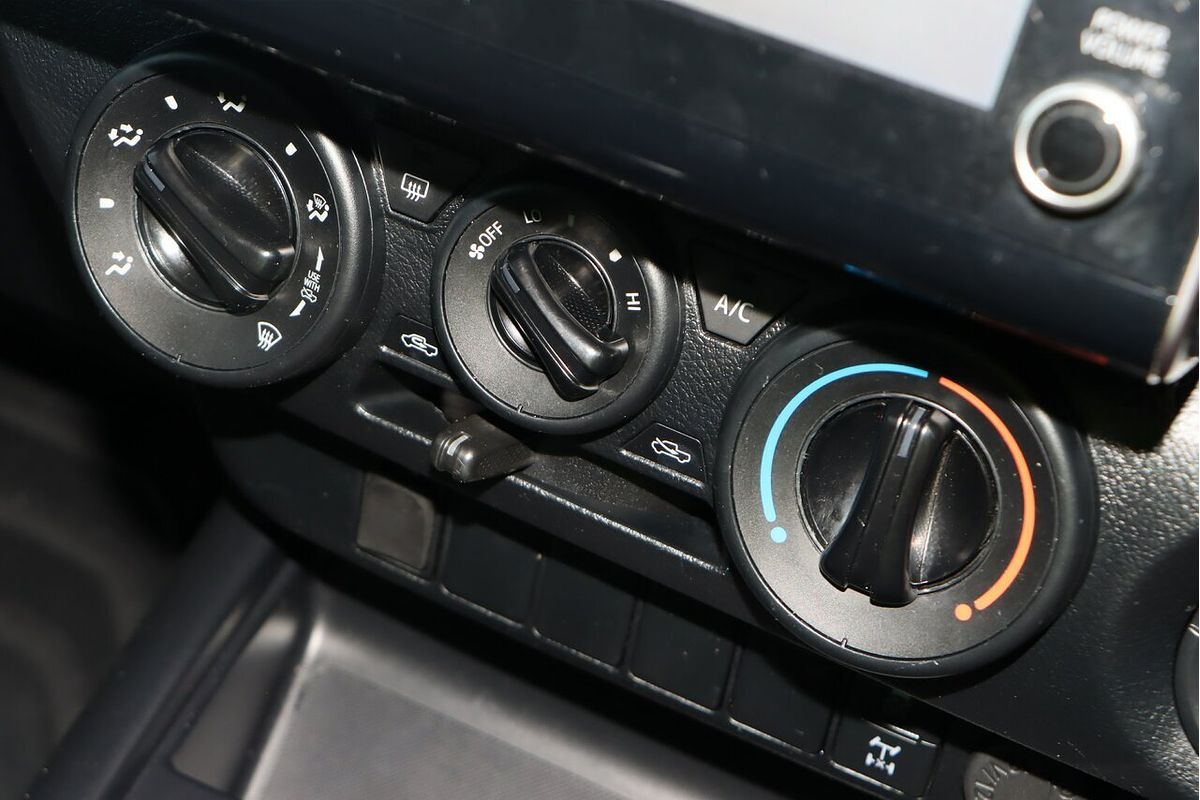 2021 Toyota Hilux SR GUN126R 4X4