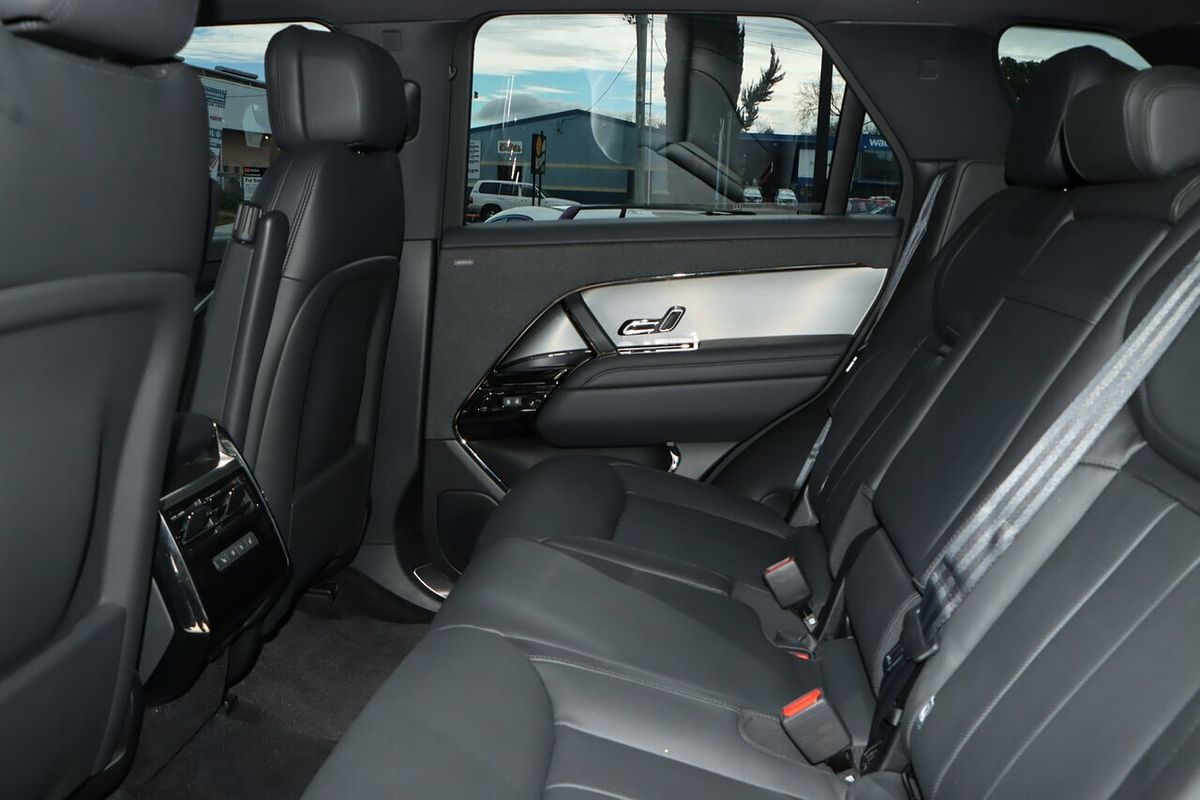 2023 Land Rover Range Rover Sport D300 Dynamic SE L461