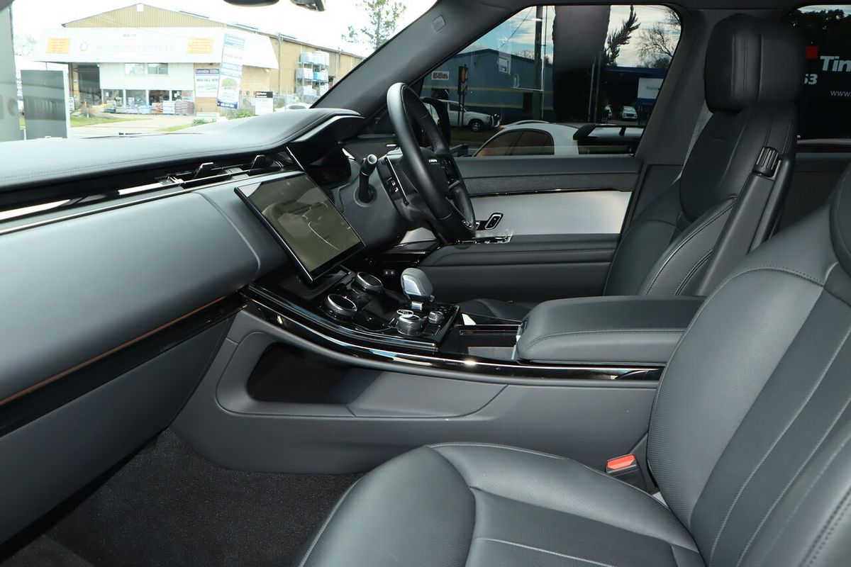 2023 Land Rover Range Rover Sport D300 Dynamic SE L461