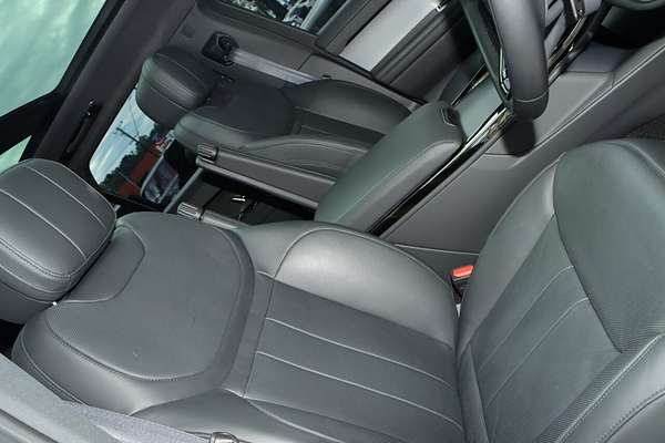 2023 Land Rover Range Rover Sport D300 Dynamic SE L461