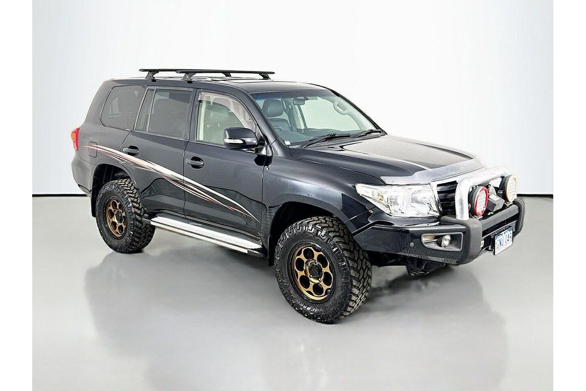 2013 Toyota LANDCRUISER LANDCRUISER 200 T/D A/T ALTITUDE VDJ200R