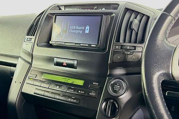 2013 Toyota LANDCRUISER LANDCRUISER 200 T/D A/T ALTITUDE VDJ200R