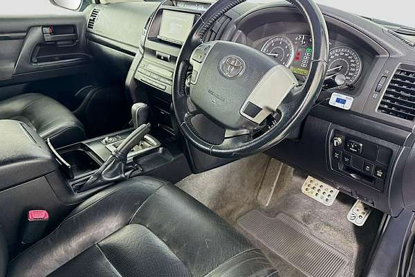 2013 Toyota LANDCRUISER LANDCRUISER 200 T/D A/T ALTITUDE VDJ200R