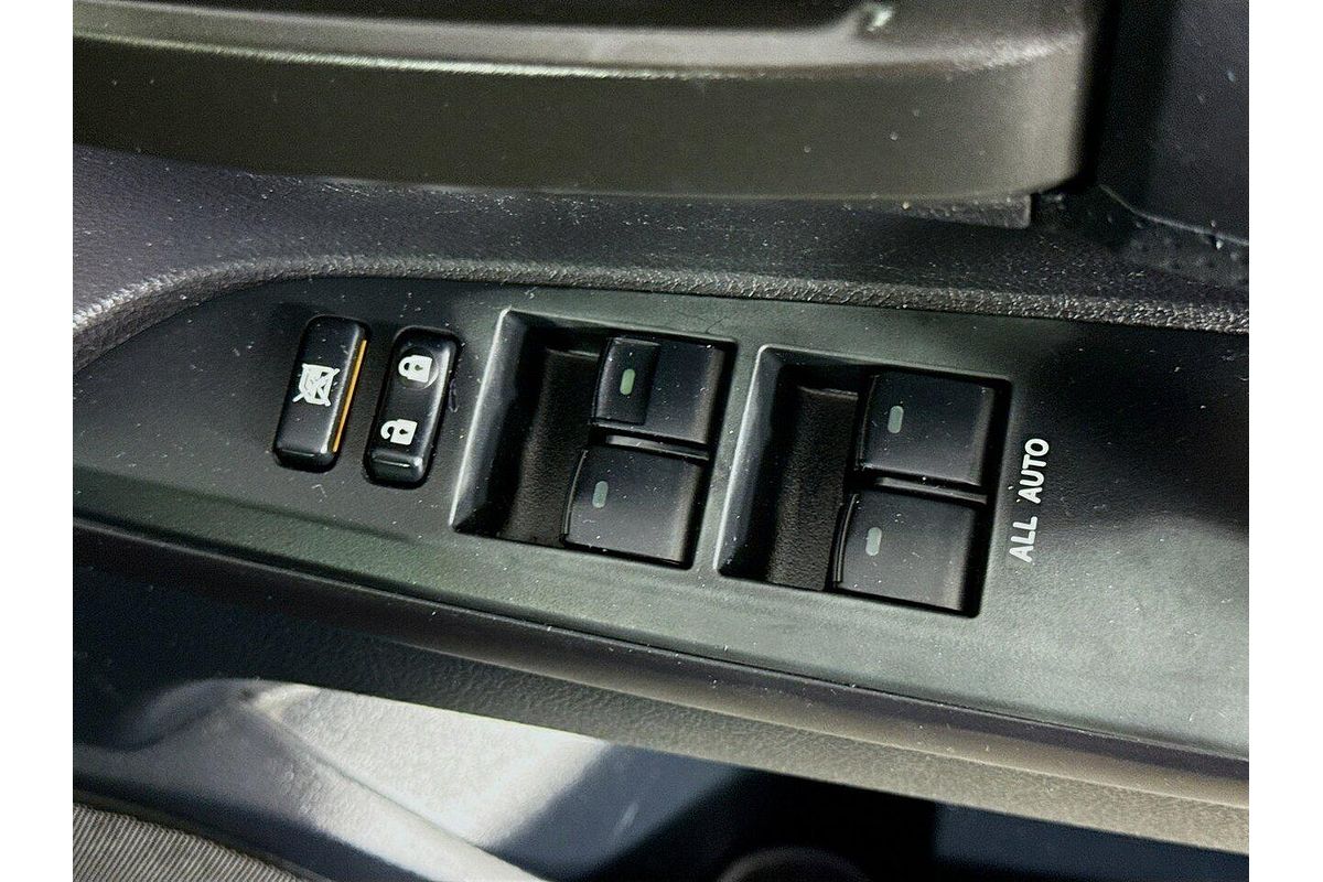 2013 Toyota LANDCRUISER LANDCRUISER 200 T/D A/T ALTITUDE VDJ200R