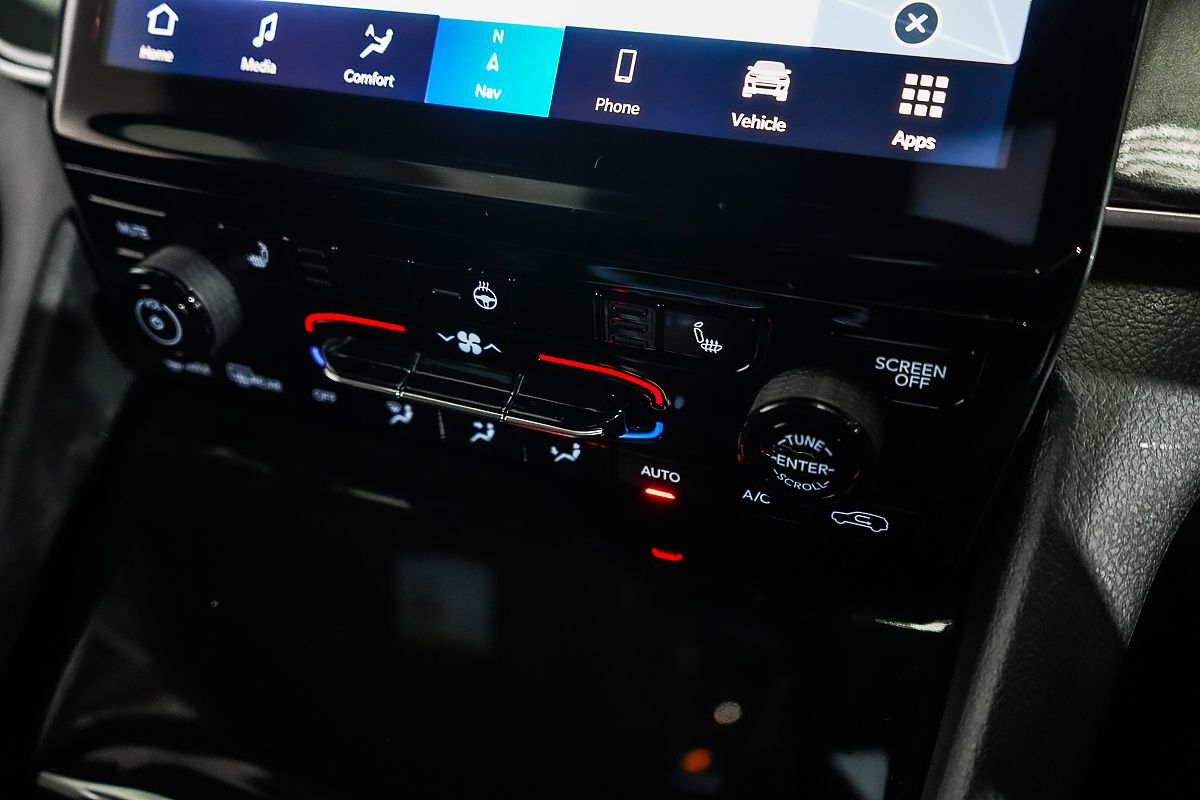2023 Jeep Grand Cherokee Night Eagle WL