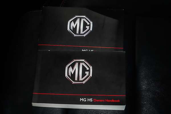 2021 MG HS Excite SAS23