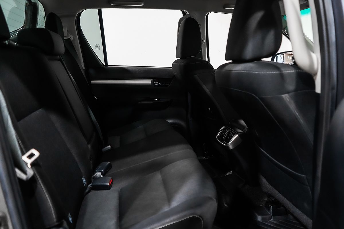 2021 Toyota Hilux SR5 GUN126R 4X4