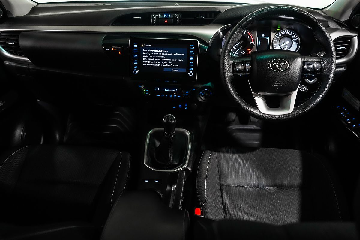 2021 Toyota Hilux SR5 GUN126R 4X4