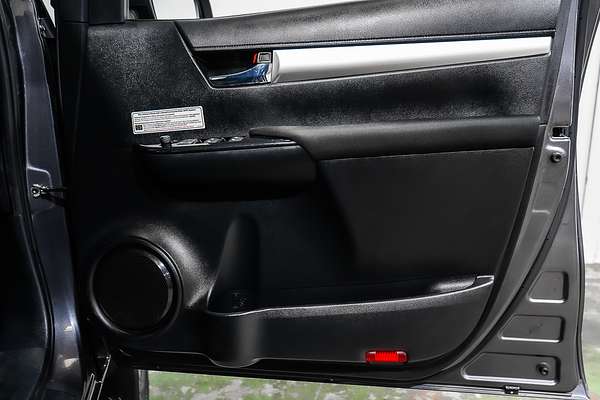 2021 Toyota Hilux SR5 GUN126R 4X4