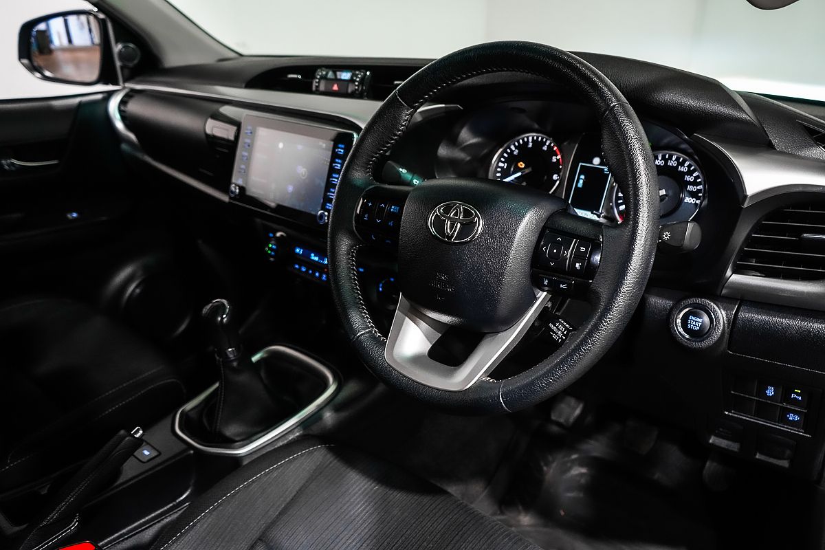 2021 Toyota Hilux SR5 GUN126R 4X4