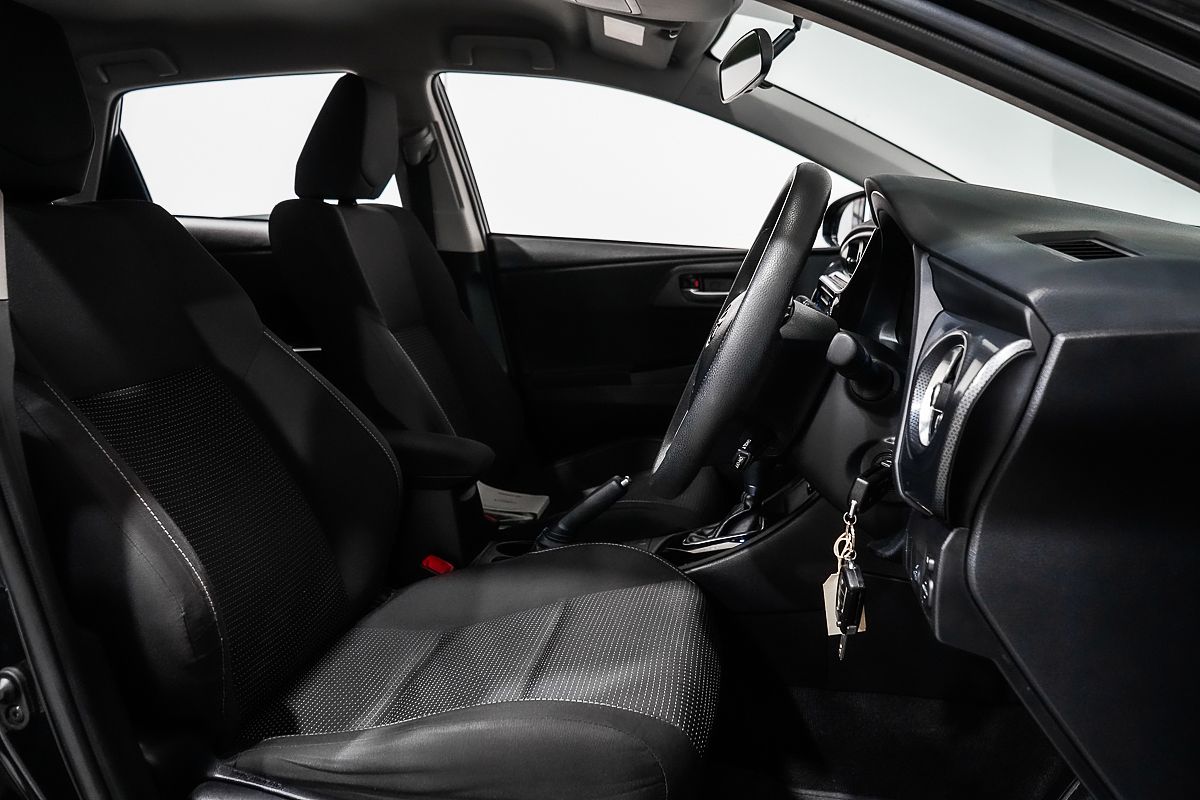 2016 Toyota Corolla Ascent Sport ZRE182R