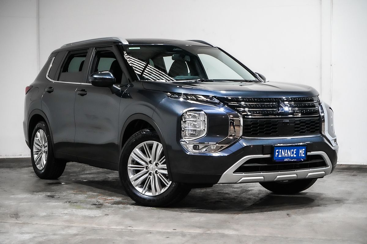 2024 Mitsubishi Outlander LS ZM
